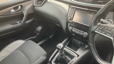 Nissan Qashqai 1.2 DiG-T N-Connecta 5dr Petrol Hatchback